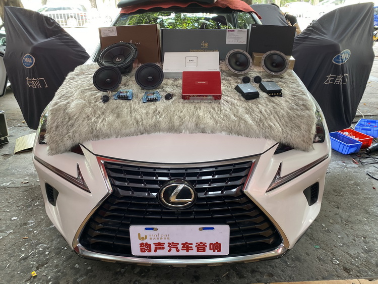 1雷克萨斯NX200与升级使用的器材亮相.JPG